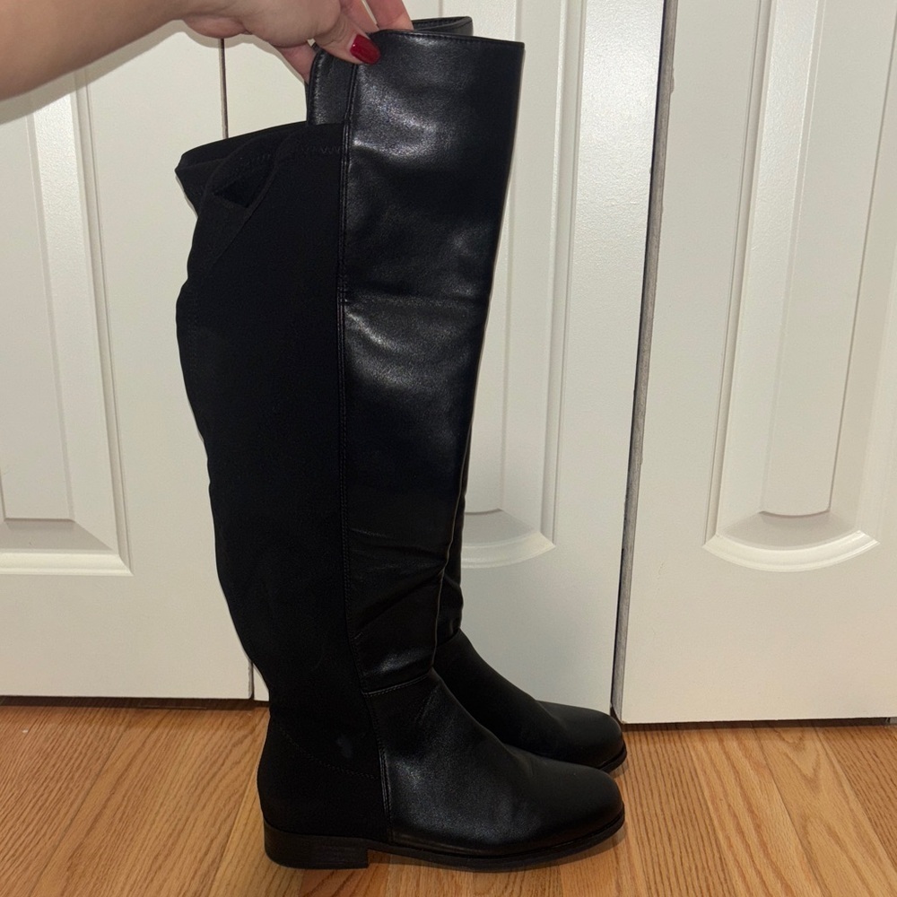 Black Knee-High Women's Boots - Picture 1 of 6